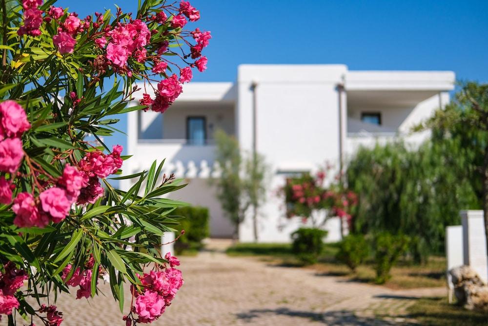 Torre Guaceto Greenblu Resort Specchiolla Exteriör bild