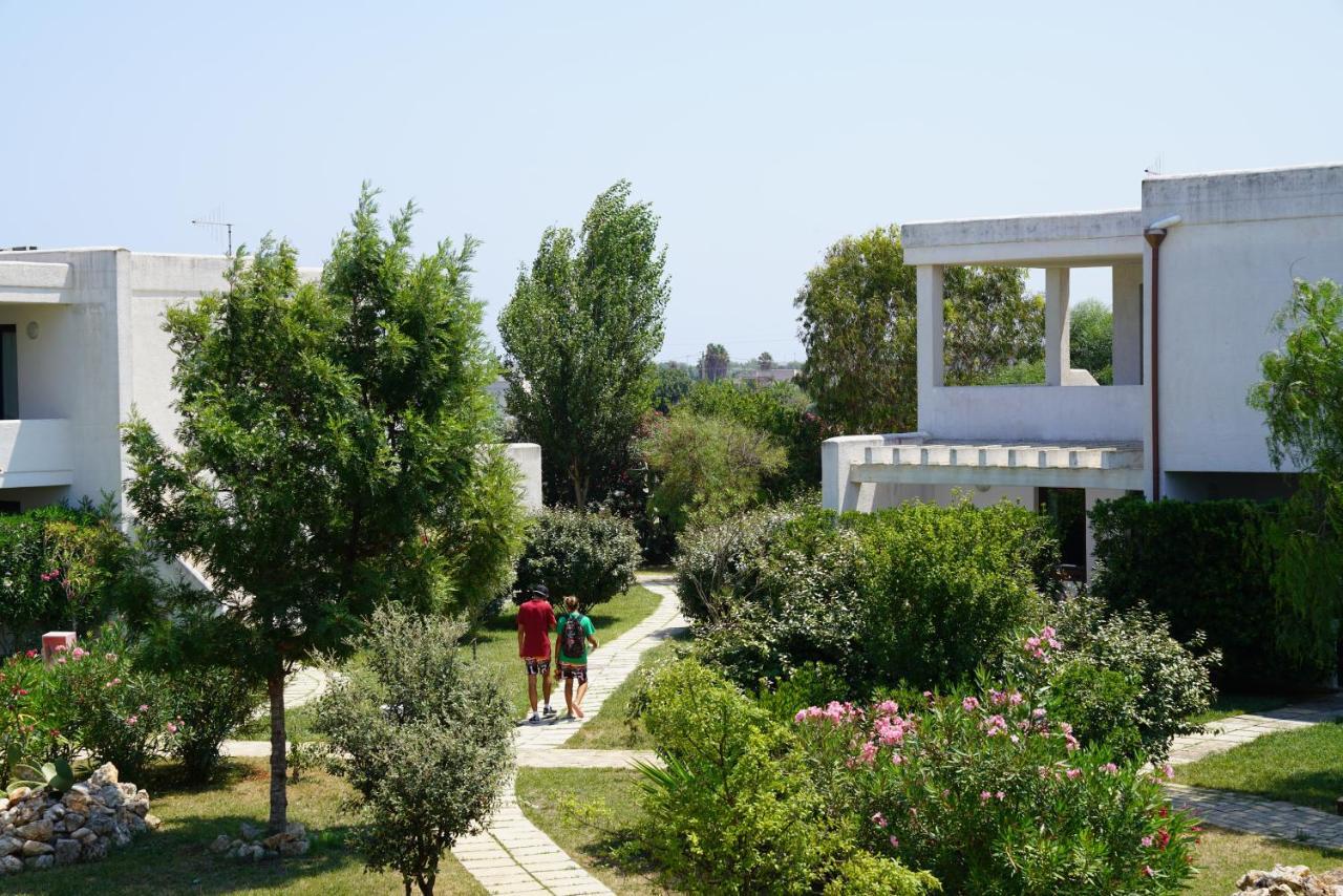 Torre Guaceto Greenblu Resort Specchiolla Exteriör bild